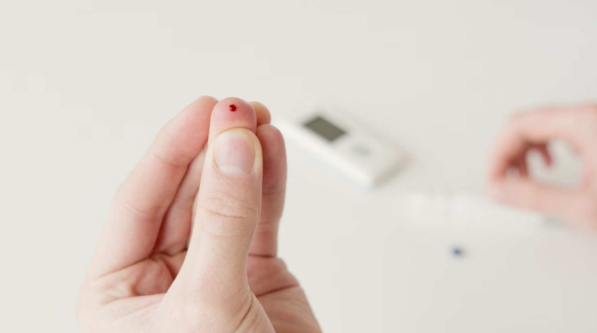 Natural PMOS/PCOS Management: Diet, Lifestyle and Acupuncture
